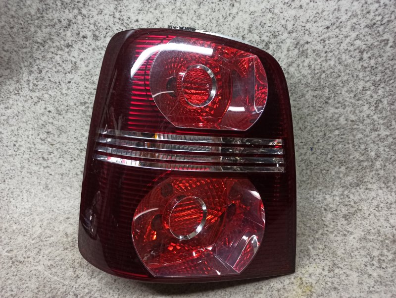 Volkswagen touran 2004 стоп сигнал. Vag 5c0 951 221 b. Туарег 3. 5n0 945 263. Сигнал фольксваген туран.