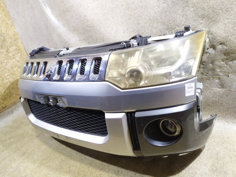 Nose cut MITSUBISHI DELICA D:5 CV5W 4B12