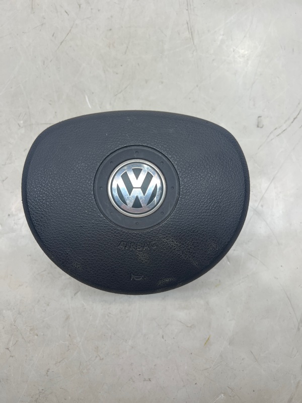 Airbag водителя VOLKSWAGEN GOLF 1K0880201R контрактная