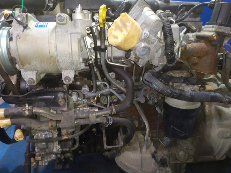 Двигатель ELF 2010 NKS85 4JJ1T