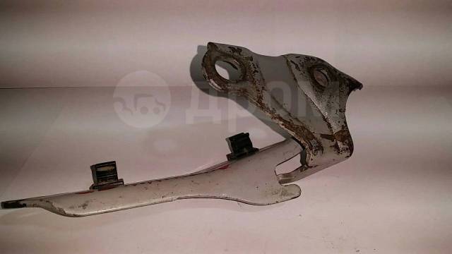 Петля капота левая Lexus GS300 1998-2004 JZS160 Б/У