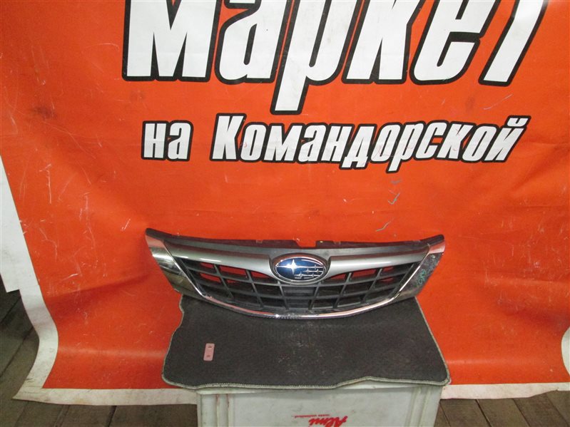 Решеткa передний SUBARU IMPREZA GH3 Б/У