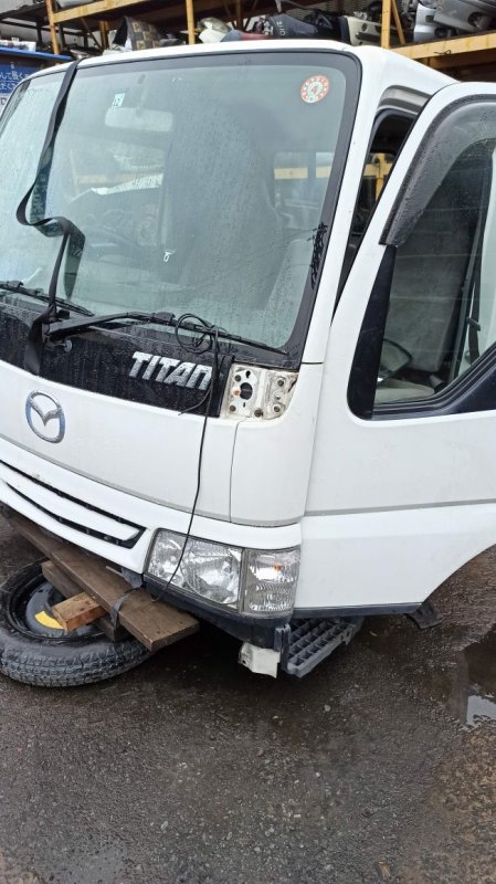 Кабина TITAN WH65T-200014 4HG1