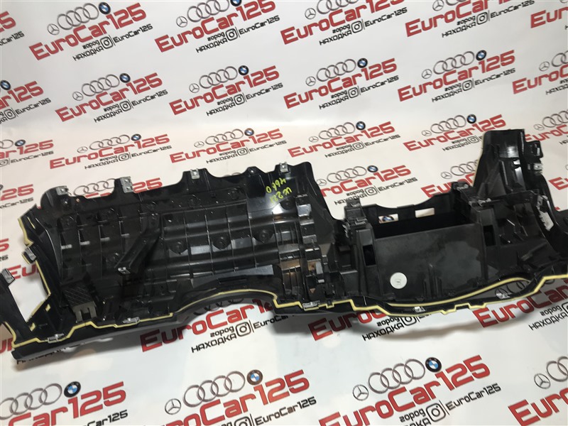 Накладка торпедо S-Class W221 2007 W221 273.961