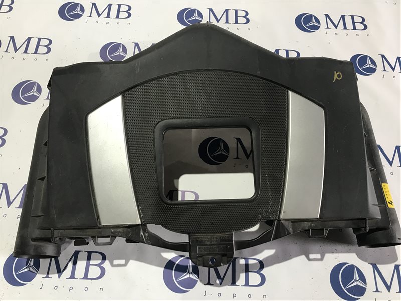 Корпус воздушного фильтра Mercedes-Benz E-Class W211 2006 W211 272.964 A2730900201 контрактная