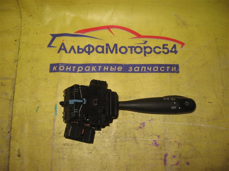 Переключатель поворотов передний правый TOYOTA PLATZ NCP12 1NZ-FE 84140-12510 Б/У