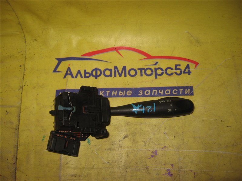 Переключатель поворотов передний правый TOYOTA BB NCP35 1NZ-FE 84140-12510 Б/У