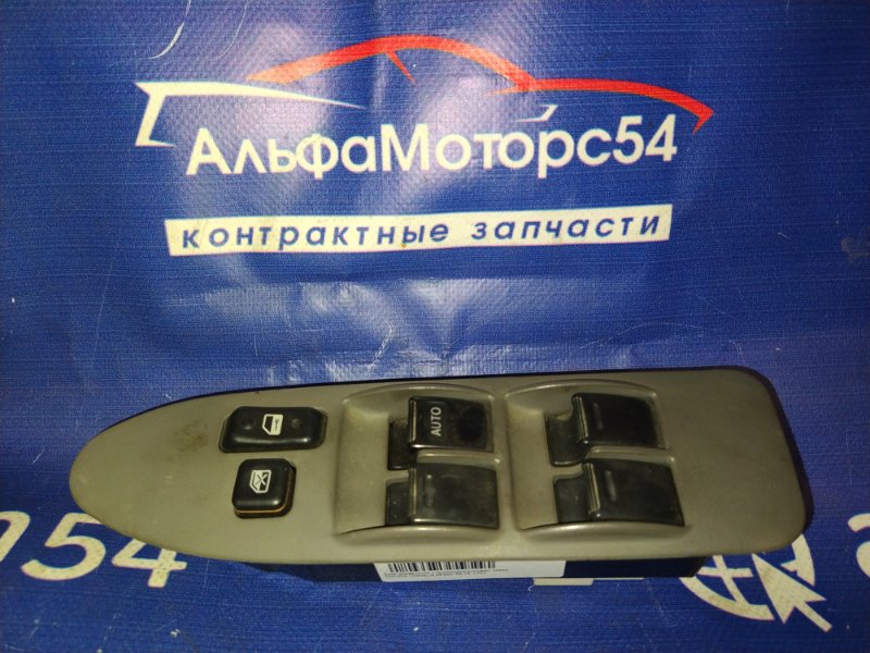 Блок управления стеклоподъемниками передний правый TOYOTA COROLLA 1992 AE100 4A-FE 84820-12221 контрактная