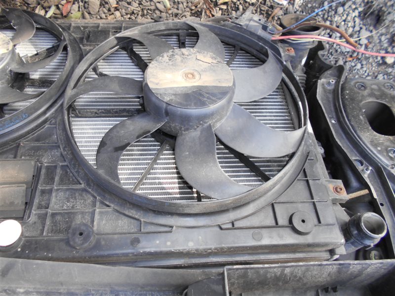 Вентилятор радиатора Volkswagen Touran 2009 1T BKD контрактная