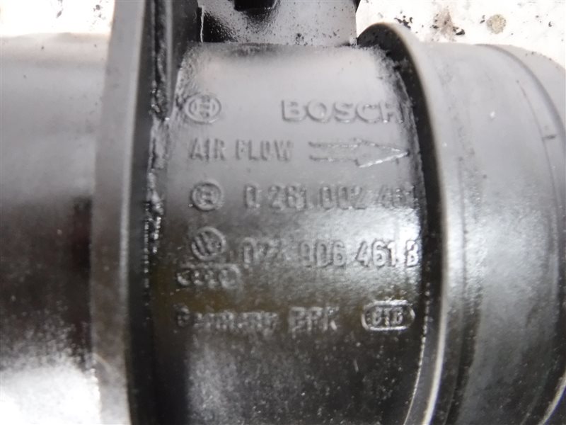Расходомер воздуха ДМРВ Passat 2003 B5 AVF
