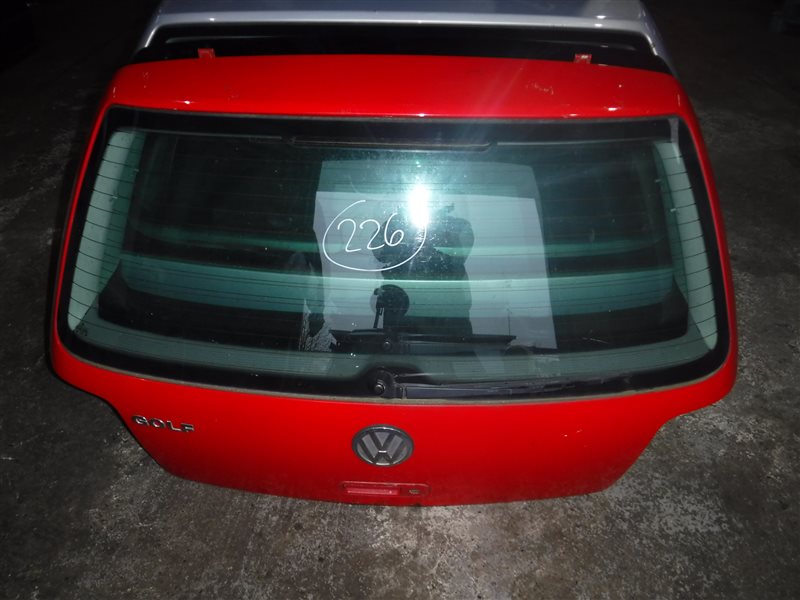 Дверь багажника задняя Volkswagen Golf 1998 4 AKQ 1J6827025G контрактная