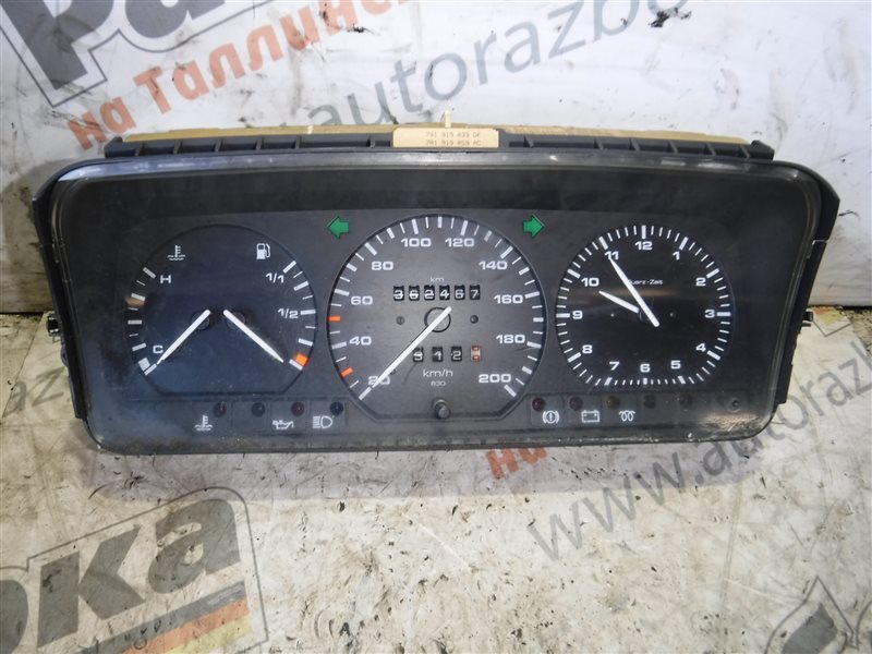 Панель приборов Volkswagen Transporter 1993 T4 AAB 701919033DK Б/У