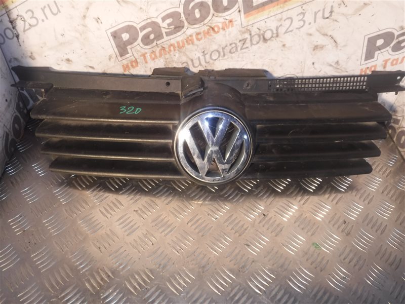 Решетка радиатора передняя Volkswagen Bora 2000 AKL Б/У