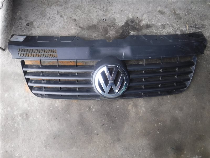 Решетка радиатора Volkswagen Transporter 2006 T5 BRS 7H0807101 Б/У