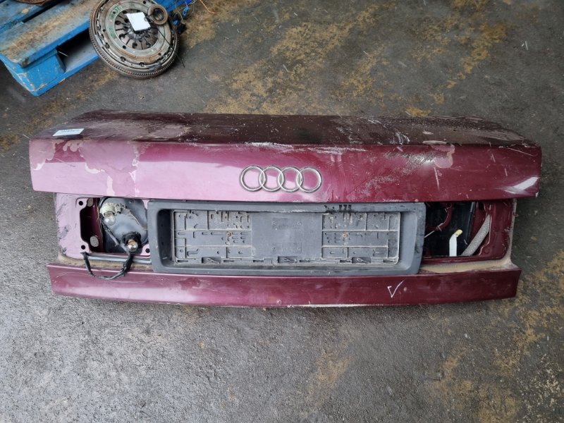 Крышка багажника задняя Audi 80 B4 8A5827023E Б/У