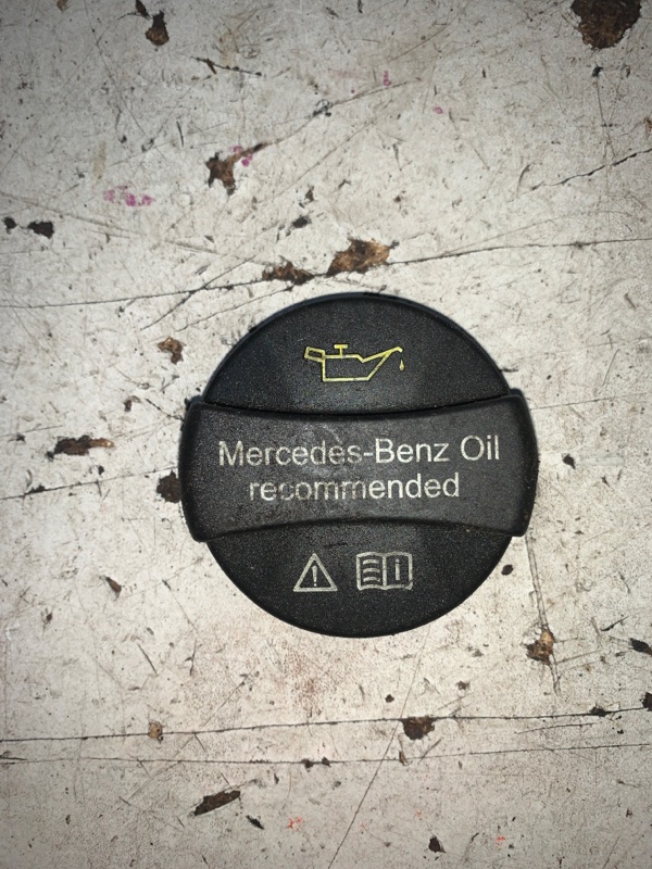 Крышка маслозаливной горловины Mercedes ML/GL W164 M273 A0000100301 Б/У