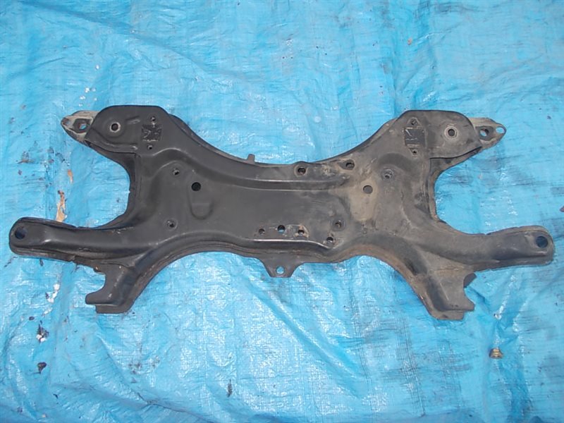 Балка поперечная передняя TOYOTA COROLLA 2000-2006 NZE121 1NZ-FE 51201-20350 Б/У