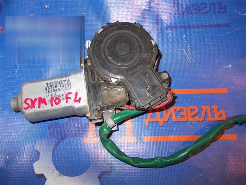 Мотор стеклоподъемника передний левый TOYOTA IPSUM 1998 SXM10 Б/У