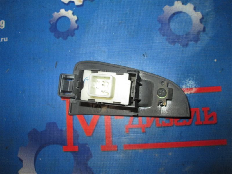 Кнопка стеклоподъемника задняя левая AVENSIS 2006 AZT250 1AZ-FSE