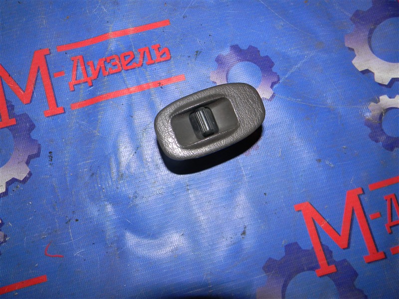 Кнопка стеклоподъемника передняя левая TOYOTA CORONA 1993 ST190 3S-FE Б/У