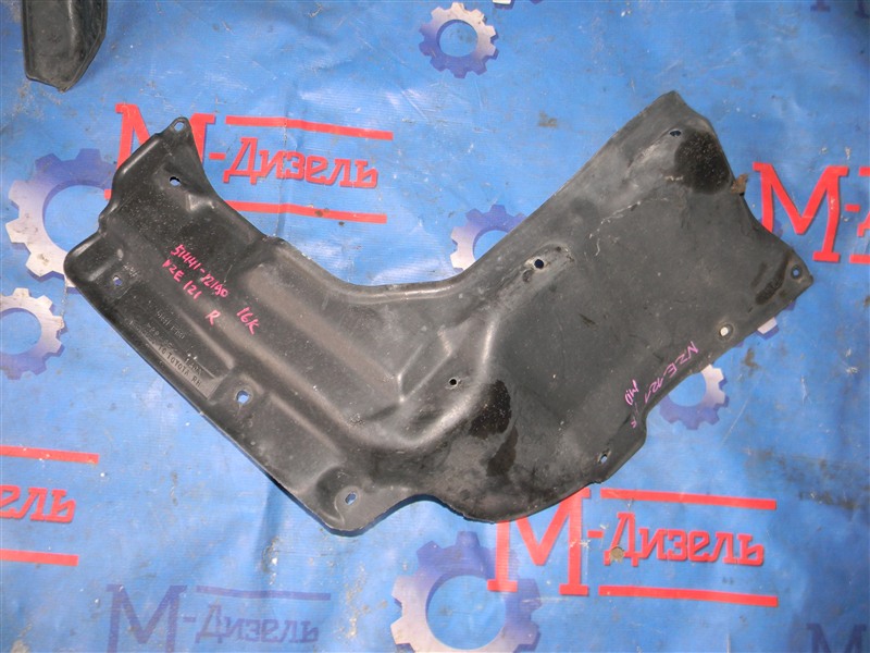 Защита двигателя передняя правая TOYOTA COROLLA 2000 NZE121 1NZ-FE 51441-12190 контрактная