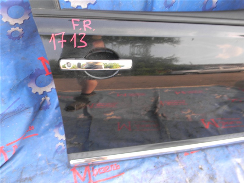 Дверь боковая передняя правая QASHQAI 2011 J10 MR20DE