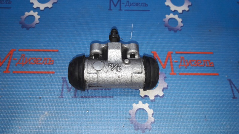 Тормозной цилиндр задний правый TOYOTA WISH 2006 ZNE10G 1ZZ-FE 47550-28060 контрактная