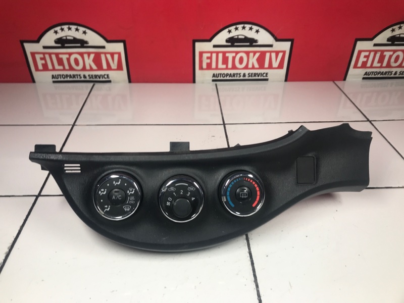 БЛОК УПРАВЛЕНИЯ КЛИМАТ КОНТРОЛЕМ TOYOTA VITZ 2011 NSP130 1NRFE 5590352630 контрактная