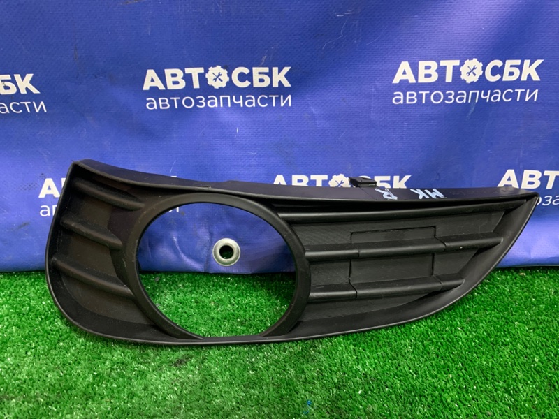 Оправа туманки передняя правая Geely MK 1018006114 новая