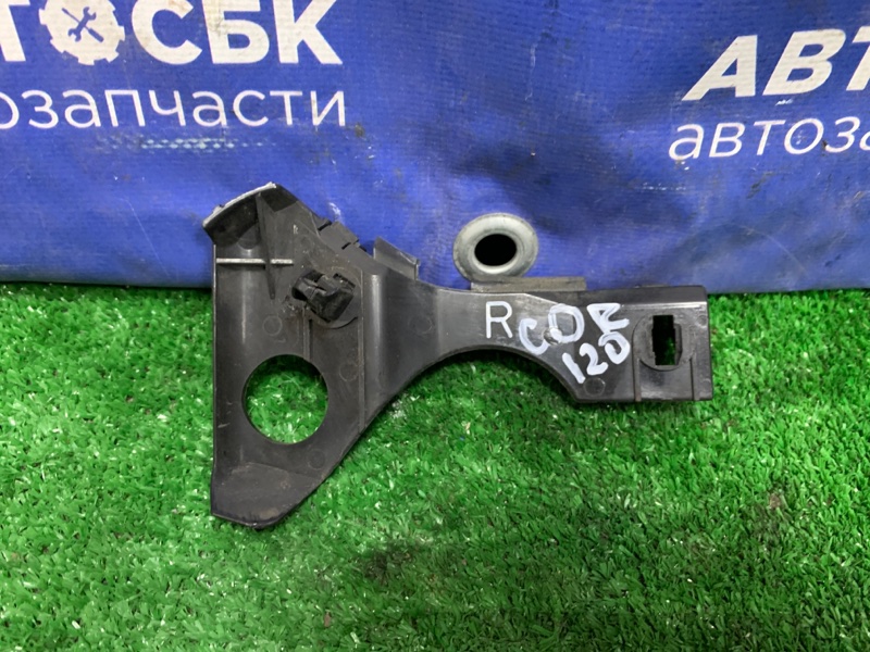 Крепление бампера переднее правое TOYOTA COROLLA  2000-2006 CDE120 1NZFE 52116-12340 контрактная