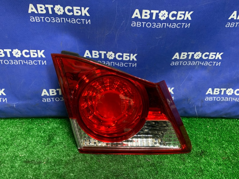 Вставка в крышку багажника задняя левая HONDA CIVIC 2005-2008 FD1 LDA2 217-1315L новая