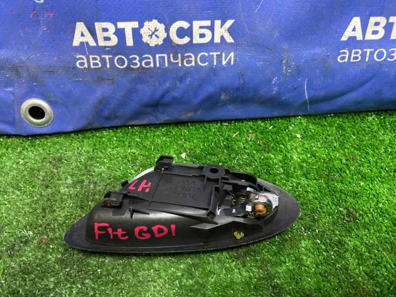 Ручка двери задняя левая FIT 2001-2008 GD1 L13A 