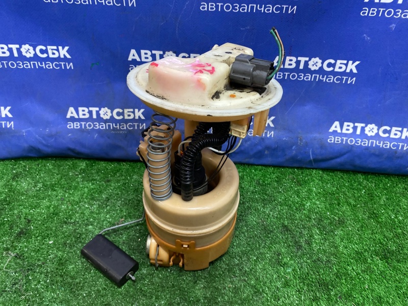 Насос топливный NISSAN March AK12 CR14DE 17040AX010 контрактная