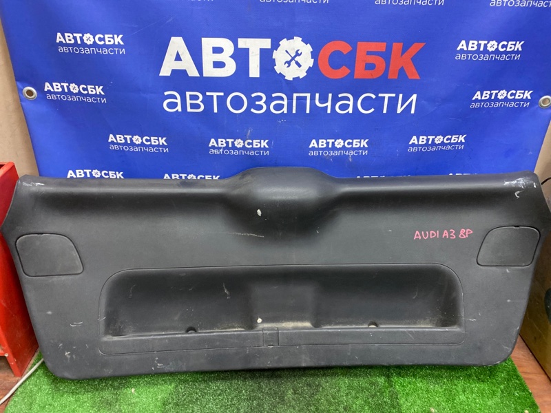 Обшивка багажника AUDI A3 2009-2013 8P1 AXX 8P4867979F контрактная