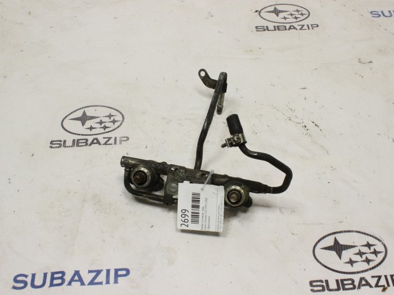 Рампа топливная правая Subaru Forester 1993-2000 S10 16611AA101 контрактная