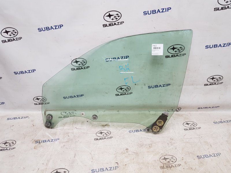 Стекло двери переднее левое Subaru Legacy 1997-2003 B12 61011AE030 контрактная