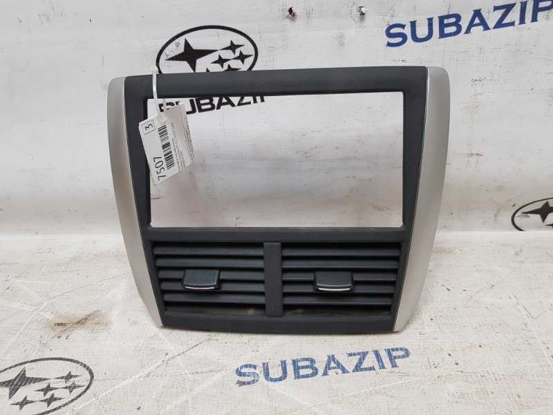 Накладка под магнитолу Subaru Impreza WRX STI 2007 G22 EJ257 66065SC020 контрактная