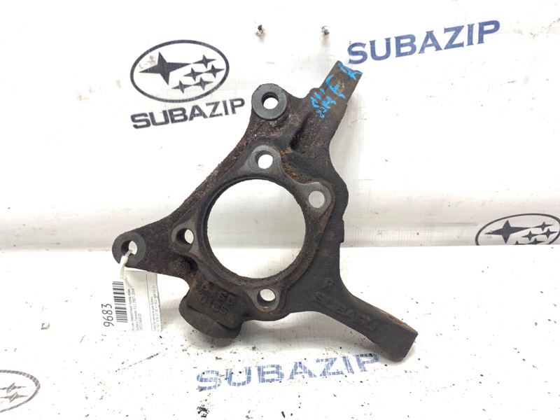 Кулак поворотный передний правый Subaru Forester 2007-2014 S12 28313AG020 контрактная