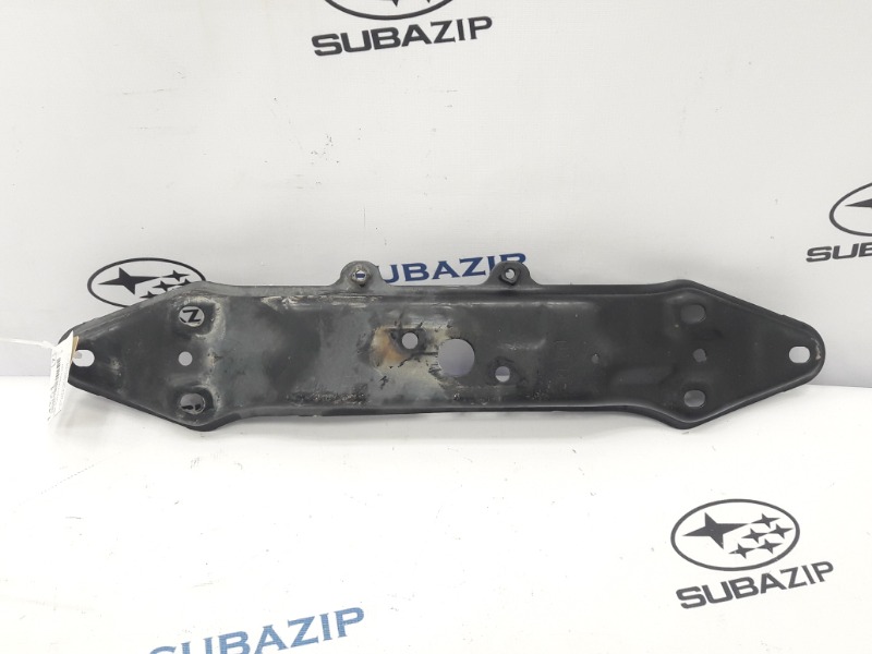 Крепление акпп Subaru Outback B13 Ej253