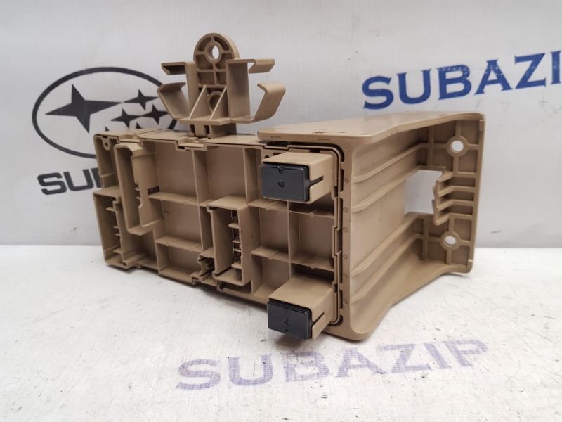 Блок предохранителей Subaru Outback B13 Ej253