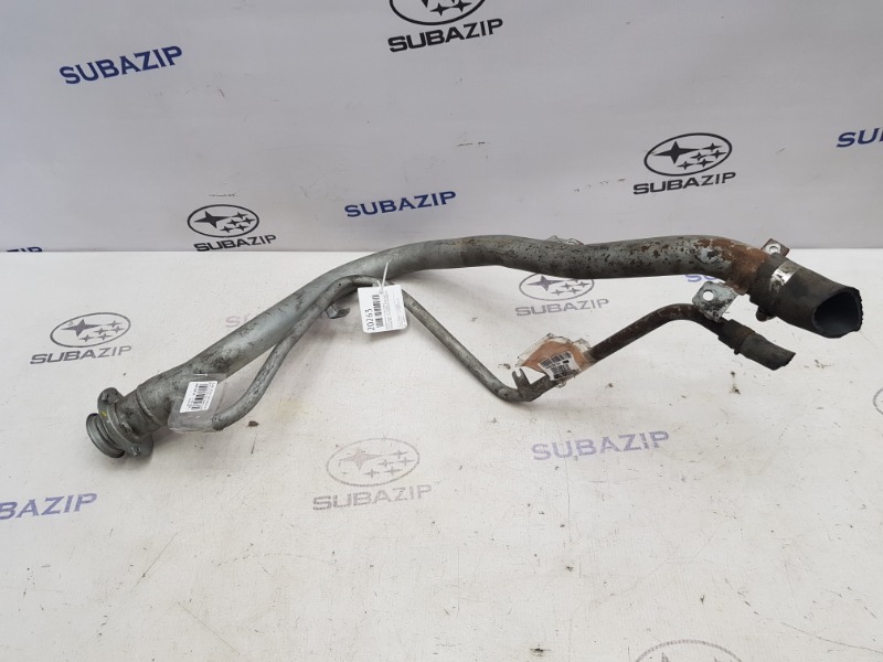 Горловина топливного бака Subaru Legacy 1998-2003 B12 EJ202 42066AE100 контрактная