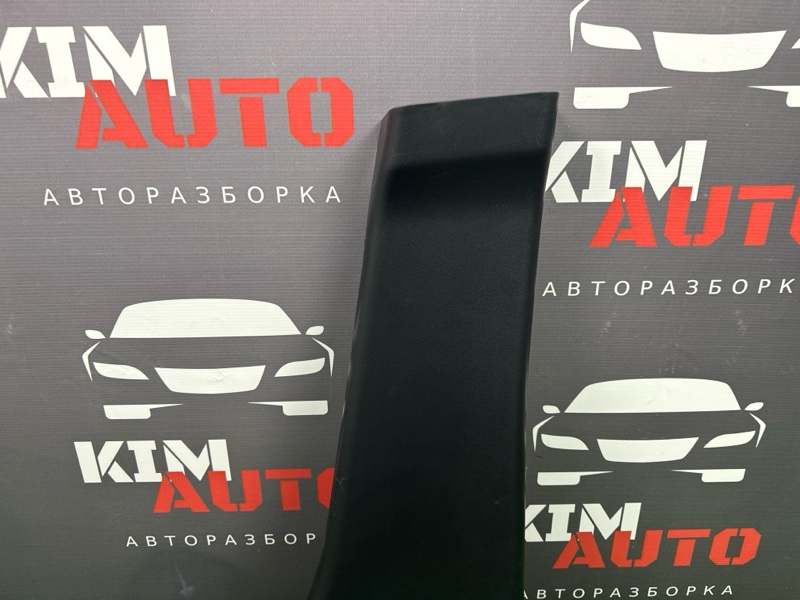 Накладка центральной стойки правая Hyundai ix35 2.0 G4KD