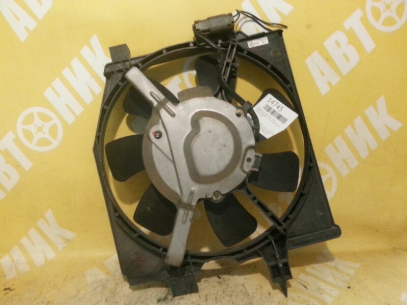 Диффузор радиатора передний правый MAZDA PREMACY 99-05 CP8W FP-DE FP8515035A контрактная