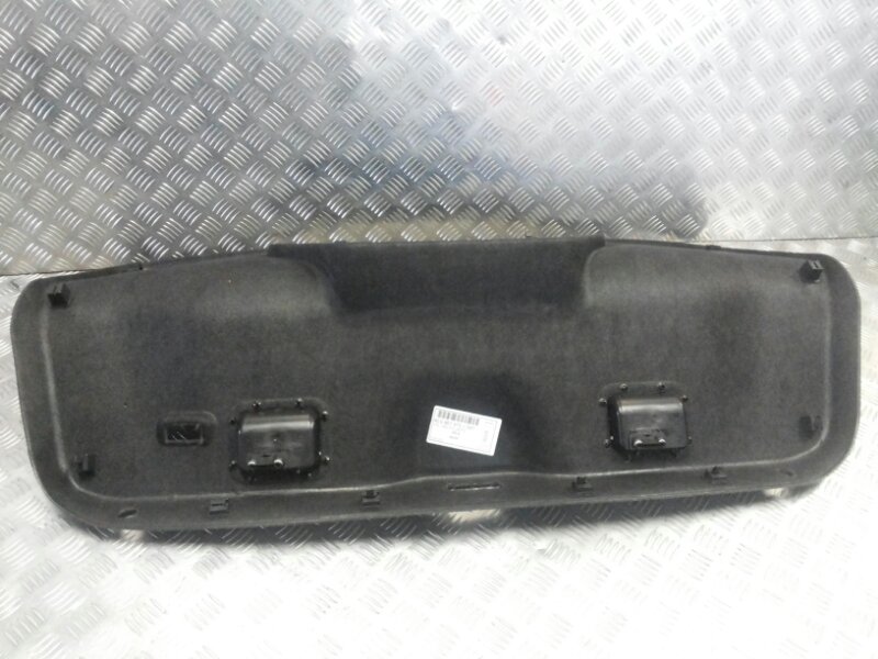Обшивка двери багажника A8 2006-2008 D3 3.2 BKP