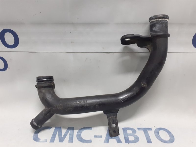 Патрубок охлаждения Volkswagen Tiguan 2008-2012 2.0T 06J121065F контрактная