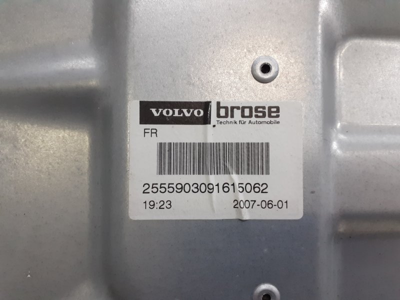 Стеклоподъемник передний правый Volvo S80 С80 4.4