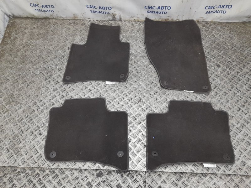 7p1061270wgk. Коврик туарег нф. Коврики в салон фольксваген туарег 1. Туарег 2 ковры в салон оригинал. Коврики в ауди q8.