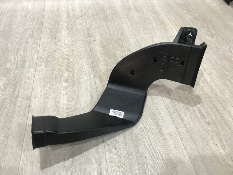 Накладки на воздуховоды hyundai solaris 2. Воздуховоды hyundai i20 20015. 84638-1r100. Воздуховоды солярис 2. Воздуховоды солярис 2.