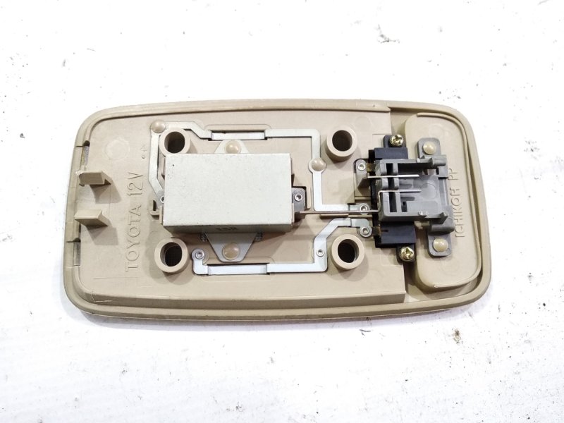 Светильник салона задний HARRIER/RX300 2001 MCU10W/MCU10/MCU15W/MCU15/ACU10W/ACU10/ACU15W/ACU15/SXU10W/SXU10/SXU15W/SXU15 1MZFE