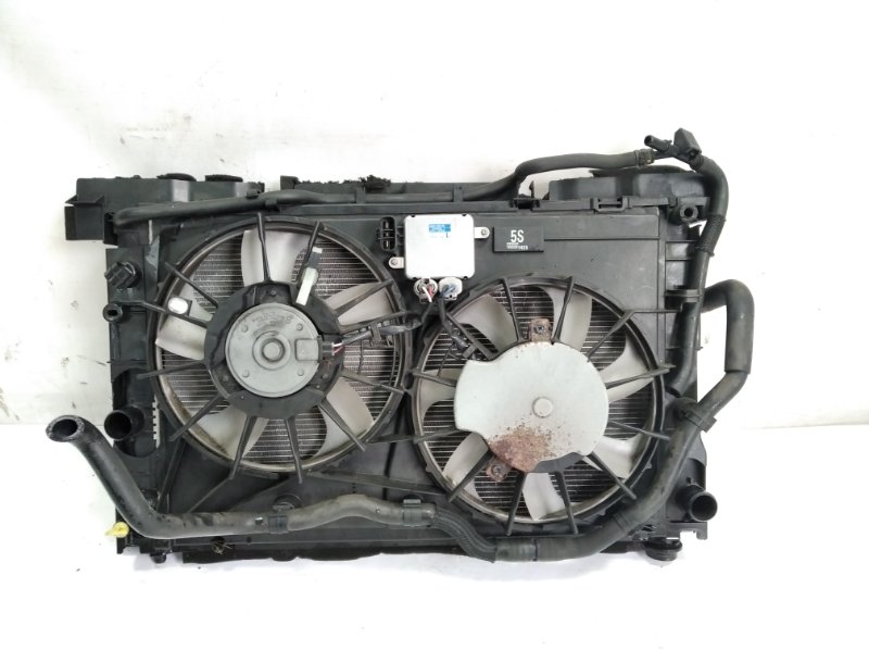 Радиатор основной передний TOYOTA SAI 2009 AZK10 2AZFXE 1640028680 контрактная